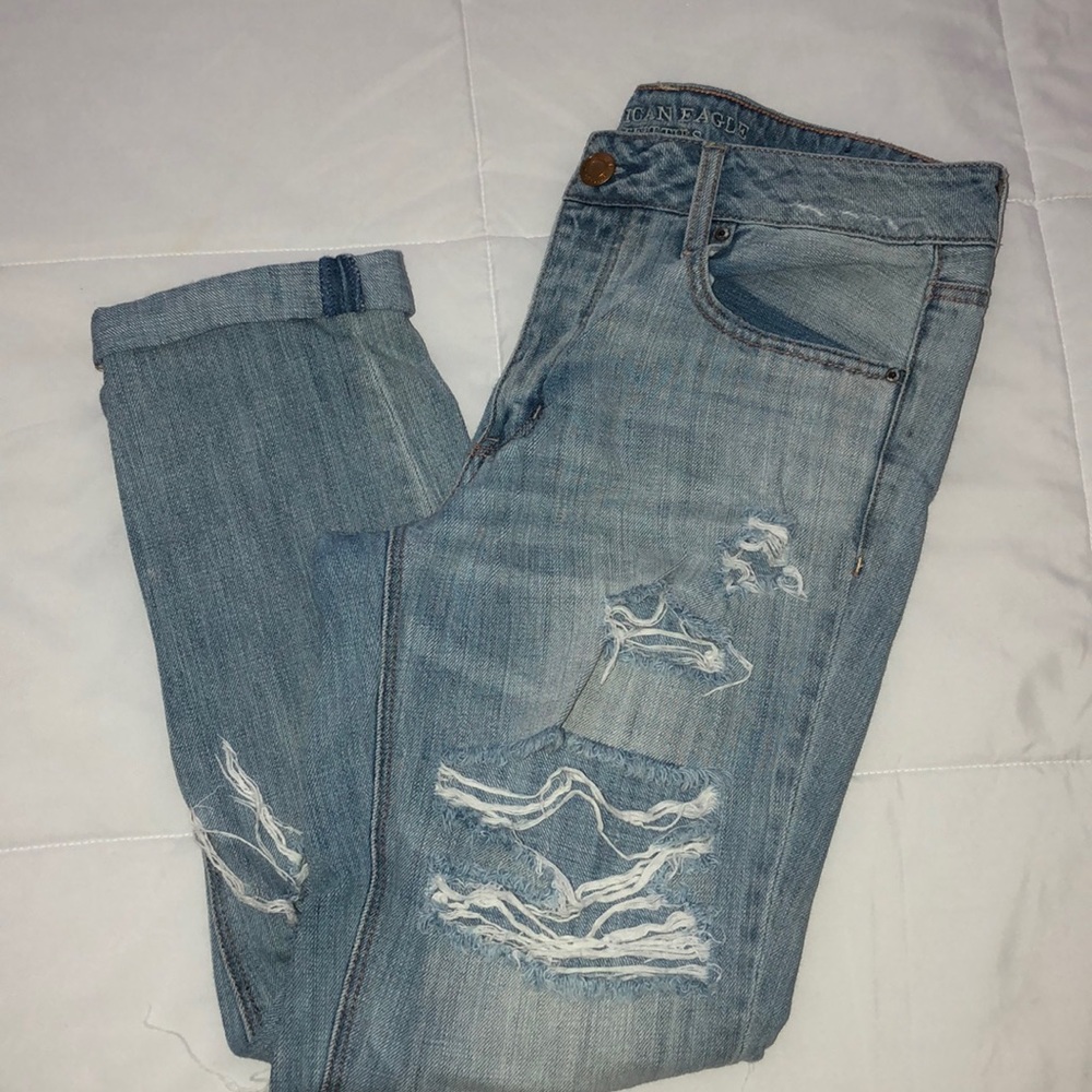 American Eagle Outfitters Ripped Mom Jeans